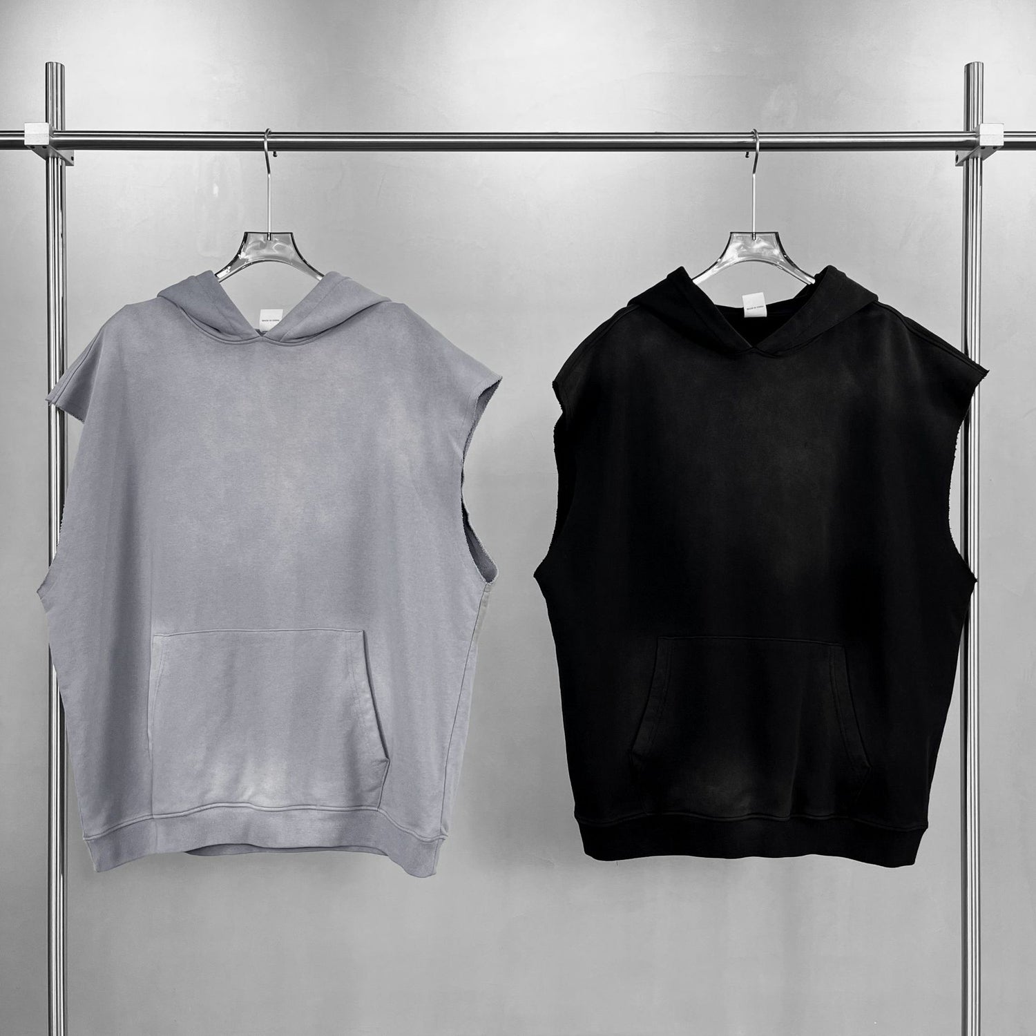Mens Sleeveless Hooded Sweatshirt